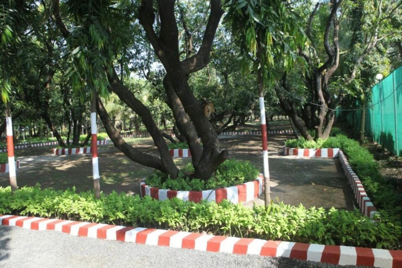 Madhuvan Farm Cottage Alībāg Ngoại thất bức ảnh